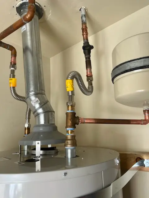 Water heater installation and plumbing repair in Youngstown